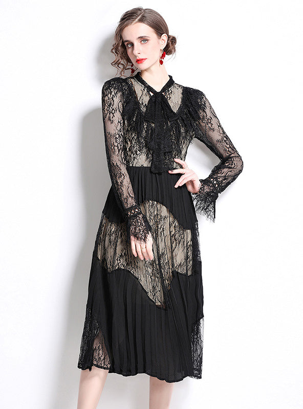 LACE LONG SLEEVE PLEATED DRESS IN BLACK