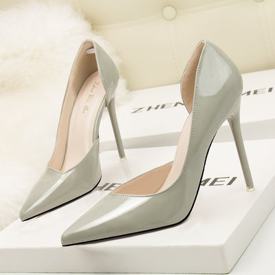 Shallow Mouth and Pointed Tips Thin-heeled Shoes