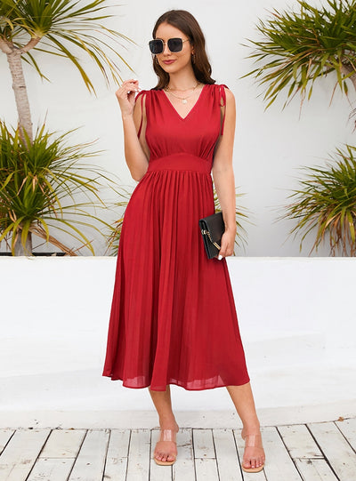 Sleeveless Slim Pleated V-neck Dress