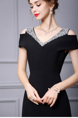 Burgundy V-neck Beading Mother Of The Bride Dress
