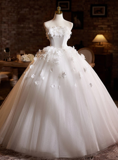 White Strapless Tulle 3D Flower Wedding Dress