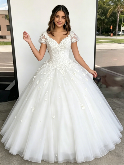 White TUlle V-neck Appliques Quinceanera Dress