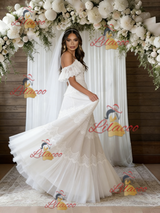 White Lace V-neck Wedding Dress
