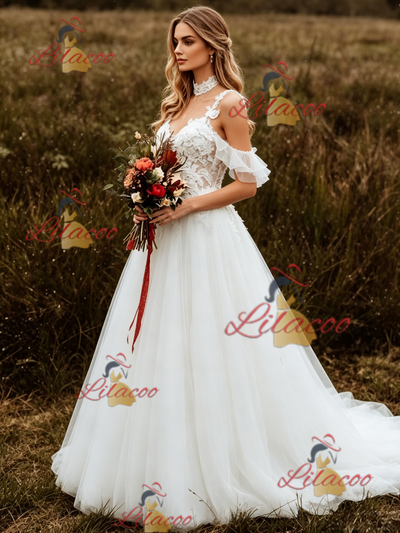White Tulle Straps Lace Applique Wedding Dress