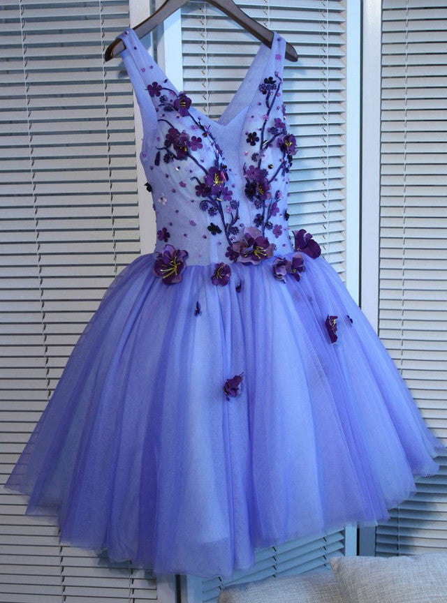 Purple V-neck Tulle Appliques Beading Homecoming Dress