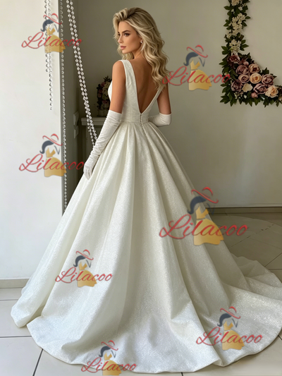White V-neck Sleeveless Wedding Dress