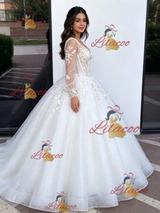 White Tulle V-neck Appliques Quinceanera Dress