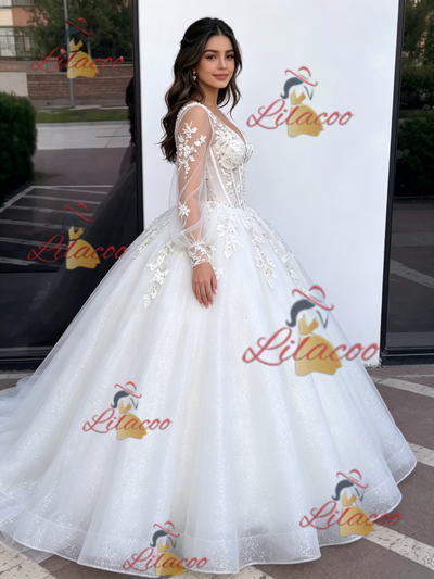 White Tulle V-neck Appliques Quinceanera Dress