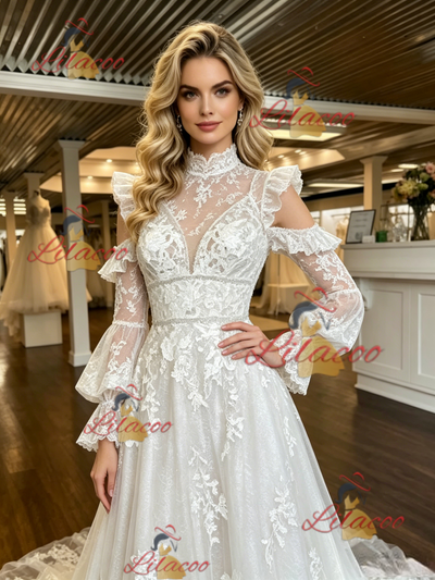 White Tulle Lace Appliques Long Sleeve Wedding Dress