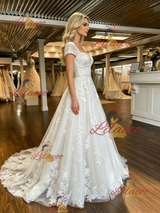 White Tulle Appliques Cap Sleeve Wedding Dress