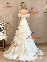 White Tulle Strapless Flower Wedding Dress