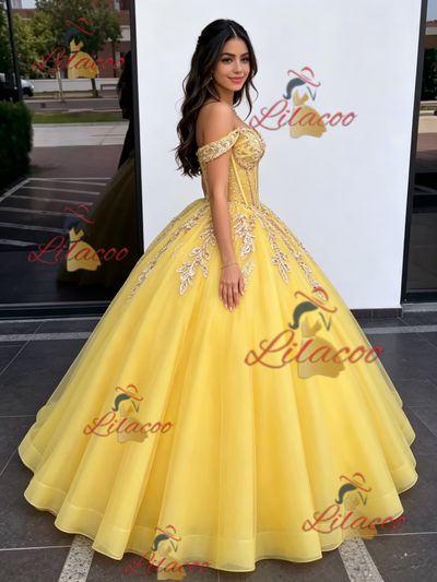 Yellow Tulle Off the Shoulder Appliques Quinceanera Dress