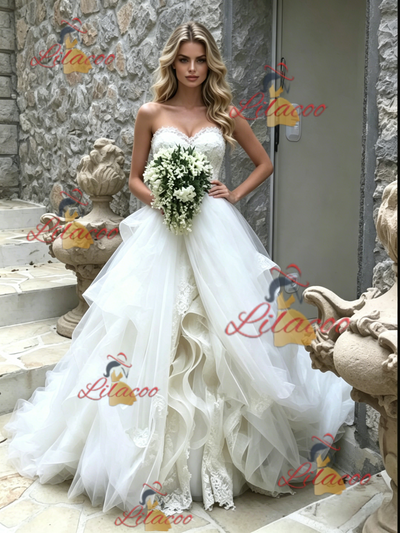 White Tulle Lace Strapless Wedding Dress
