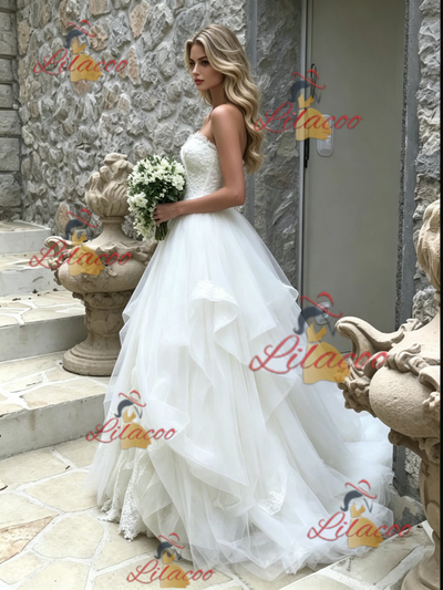White Tulle Lace Strapless Wedding Dress