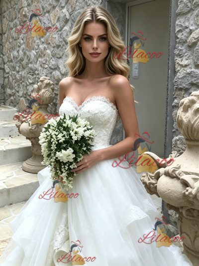 White Tulle Lace Strapless Wedding Dress