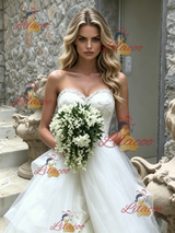 White Tulle Lace Strapless Wedding Dress