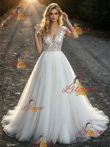 White Tulle Lace V-neck Wedding Dress
