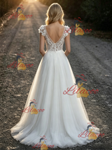 White Tulle Lace V-neck Wedding Dress