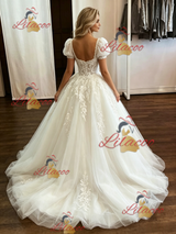White Tulle Lace Appliques Strapless Wedding Dress