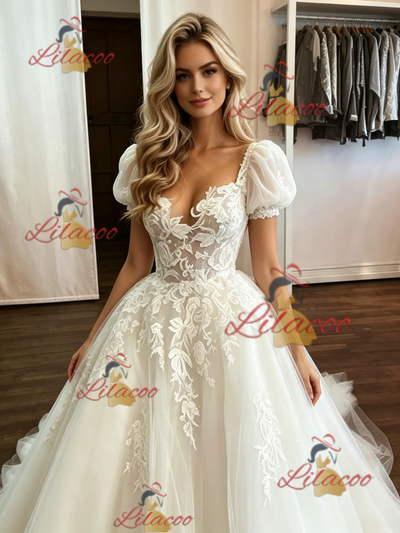 White Tulle Lace Appliques Strapless Wedding Dress