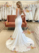 White Mermaid V-neck Appliques Wedding Dress