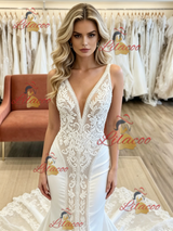 White Mermaid V-neck Appliques Wedding Dress