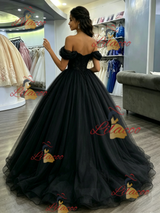 Black Tulle Off the Shoulder Quinceanera Dress