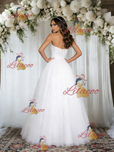 White Tulle Strapless Appliques Wedidng Dress
