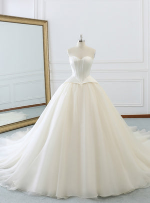Ivory White Sweetheart Satin Wedding Dress