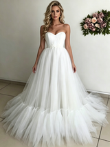 White Tulle Strapless Wedding Dress