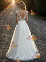 White Tulle Lace V-neck Wedding Dress