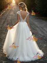 White Tulle Lace V-neck Wedding Dress