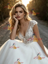 White Tulle Lace V-neck Wedding Dress