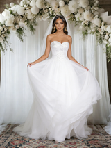 White Tulle Strapless Appliques Wedidng Dress