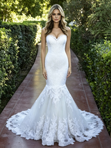 White Mermaid Lace Strapless Wedding Dress