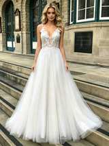 White Tulle Lace Spaghetti Straps Wedding Dress