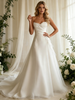 White Tulle Strapless Pleats Wedidng Dress