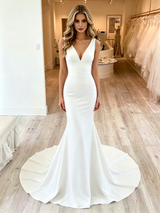 Simple White Mermaid V-neck Backless Wedding Dress
