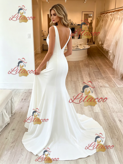 Simple White Mermaid V-neck Backless Wedding Dress
