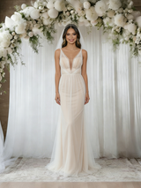 White Tulle V-neck Backless Wedding Dress