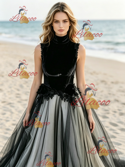 Black Tulle High Neck Appliques Wedding Dress