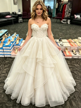 Beige Tulle Strapless Appliques Prom Dress