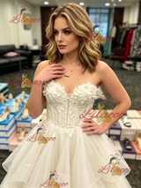 Beige Tulle Strapless Appliques Prom Dress