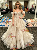 Champagne Tulle Lace Appliques Prom Dress
