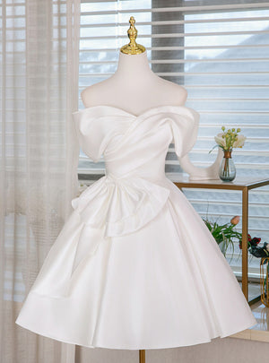 White Satin Pleats Bow Wedding Dress