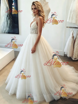 White Tulle Spaghetti Straps Beading Wedding Dress