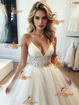 White Tulle Spaghetti Straps Beading Wedding Dress