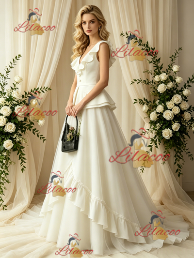 Ivory Tulle V-neck Button Wedding Dress