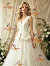 Ivory V-neck Button Flower Wedding Dress
