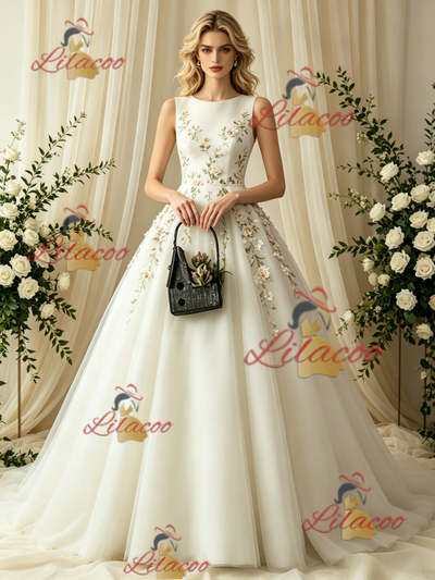 Tulle Scoop Neck Appliques Wedding Dress
